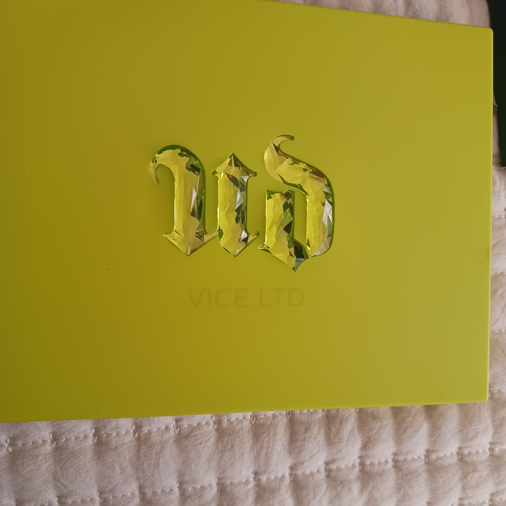 Urban decay vice pallet limited edition